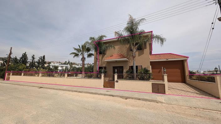 Image No.2-3 Bed Villa for sale