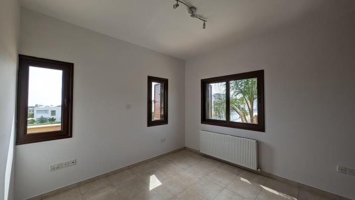 Image No.22-3 Bed Villa for sale