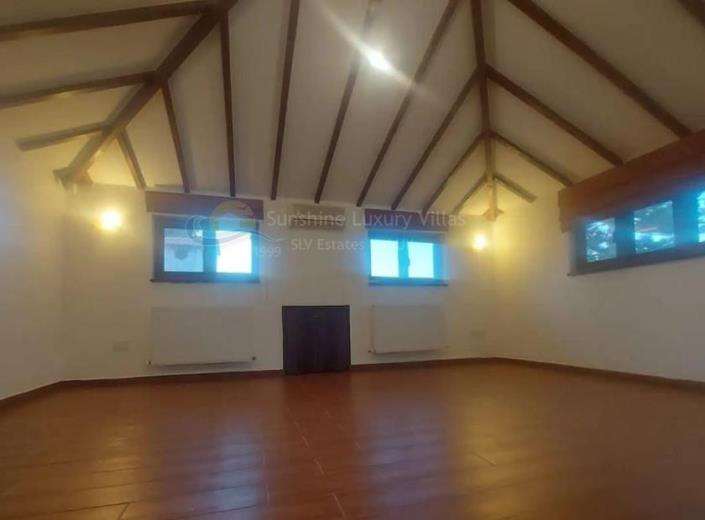 Image No.9-5 Bed Villa for sale