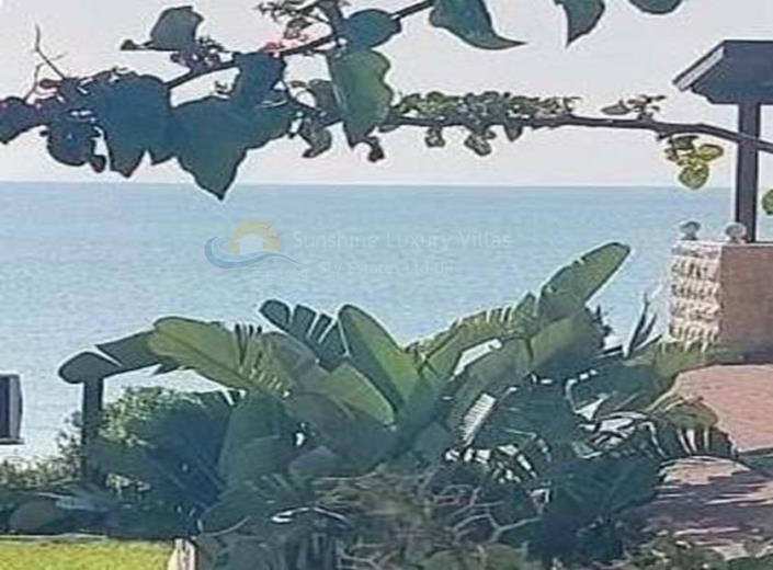 Image No.2-2 Bed Villa for sale