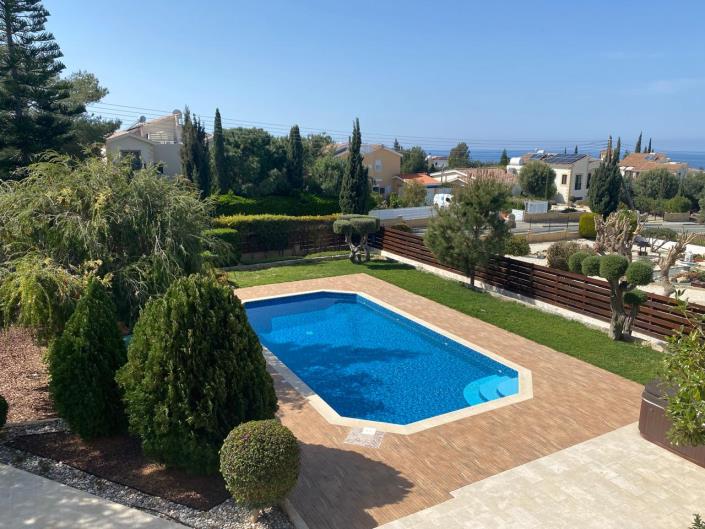 Image No.2-4 Bed Villa for sale