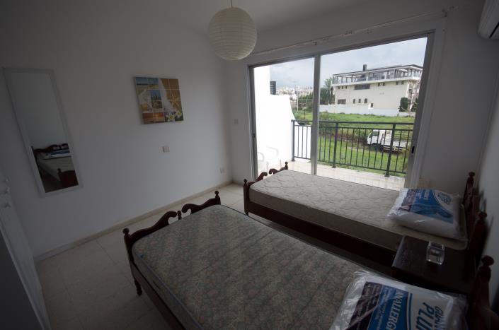 Image No.13-2 Bed Townhouse for sale