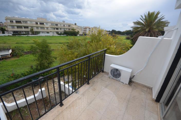 Image No.15-2 Bed Townhouse for sale