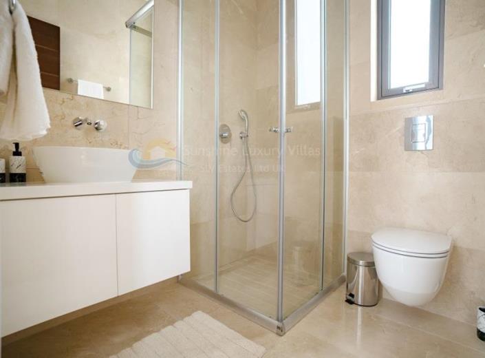 Image No.7-5 Bed Villa for sale