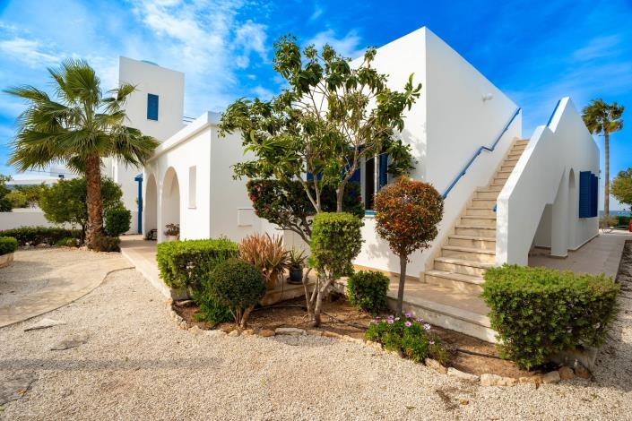 Image No.30-4 Bed Bungalow for sale