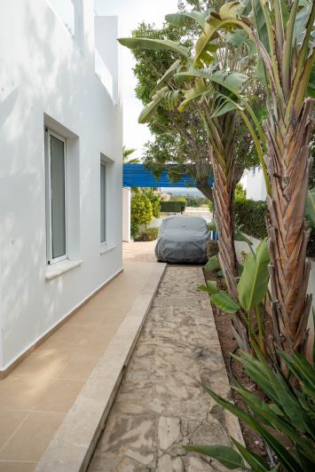 Image No.40-4 Bed Bungalow for sale