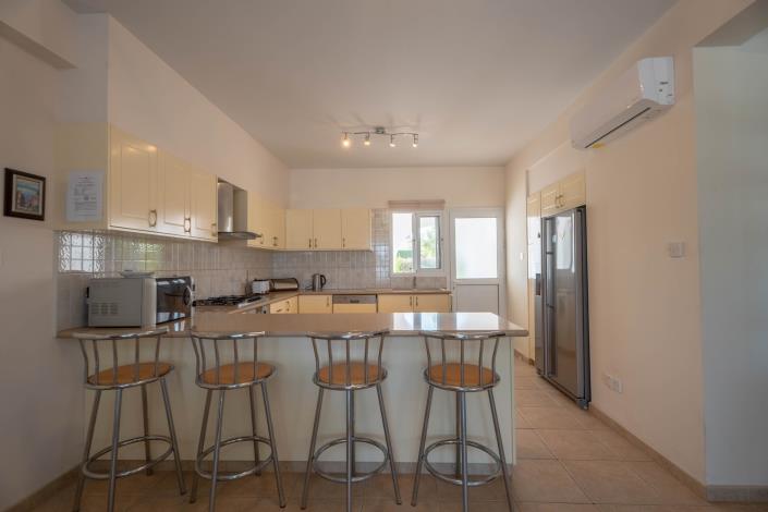 Image No.12-4 Bed Bungalow for sale