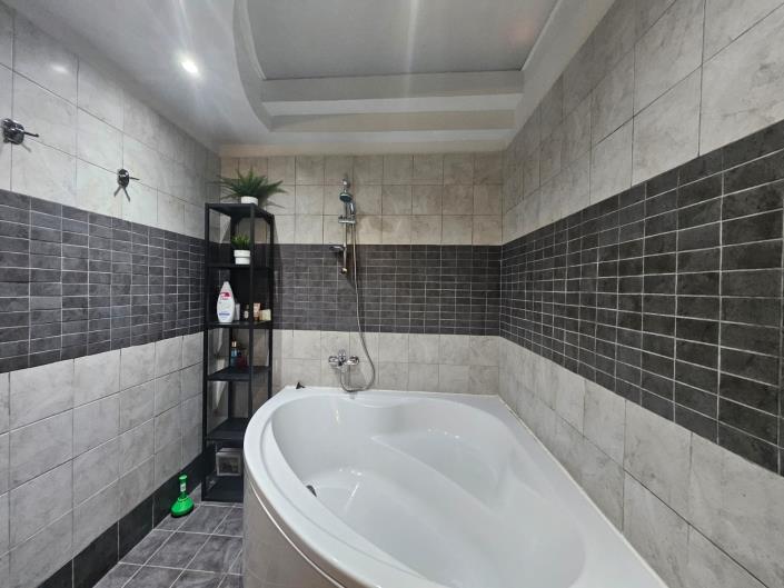 Image No.7-3 Bed Penthouse for sale