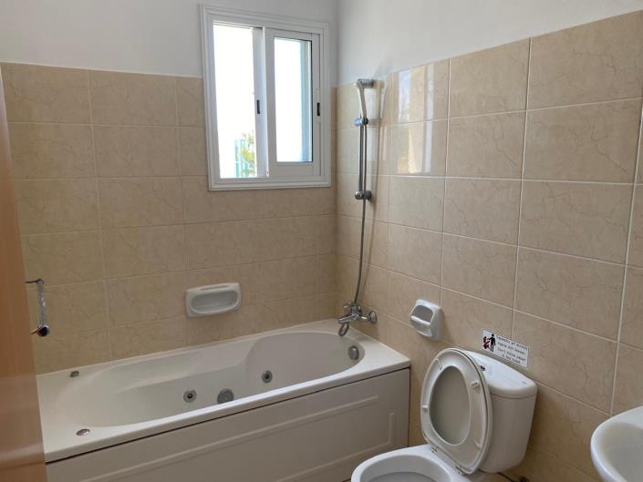 Image No.15-2 Bed Apartment for sale