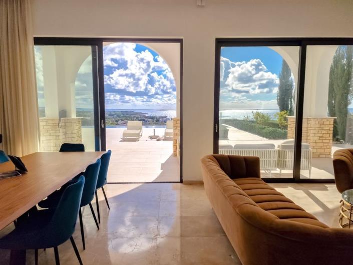 Image No.8-3 Bed Villa for sale