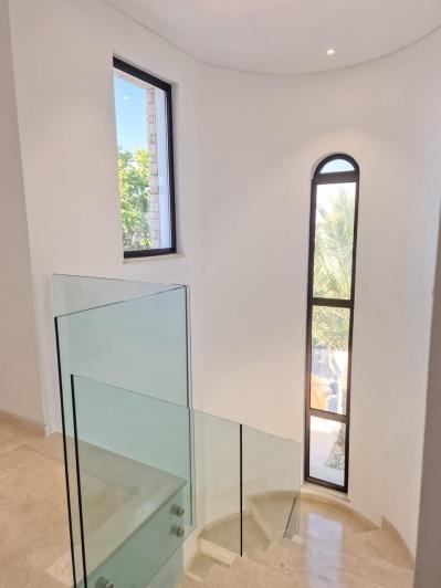 Image No.19-3 Bed Villa for sale