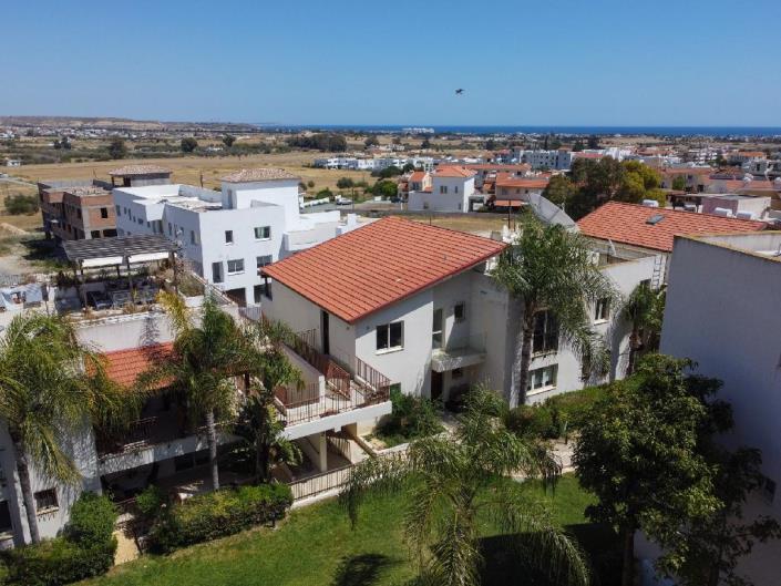 Image No.1-3 Bed Villa for sale