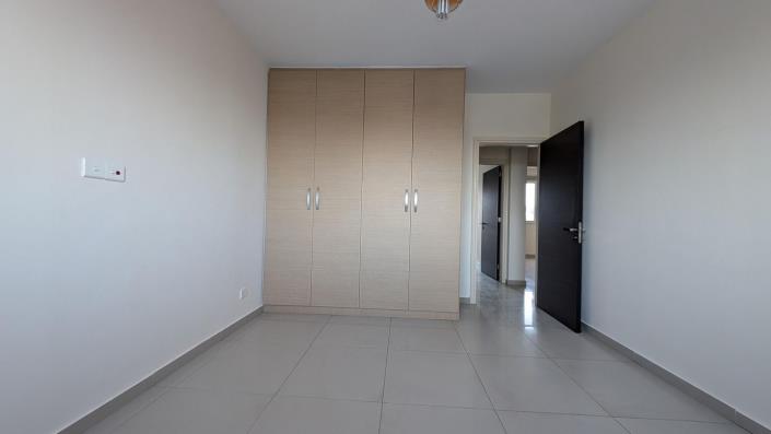 Image No.10-3 Bed Apartment for sale