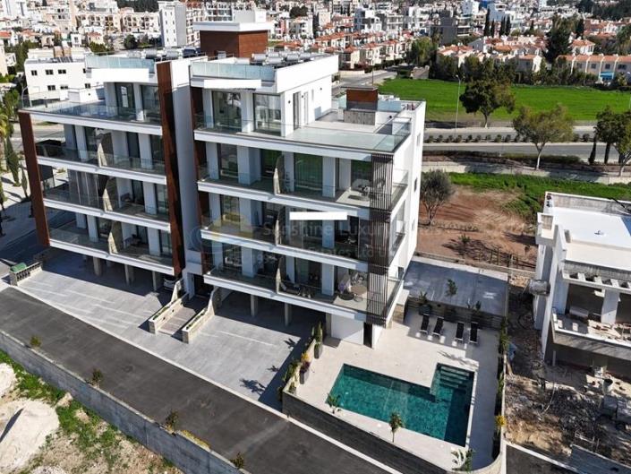 Image No.1-3 Bed Apartment for sale