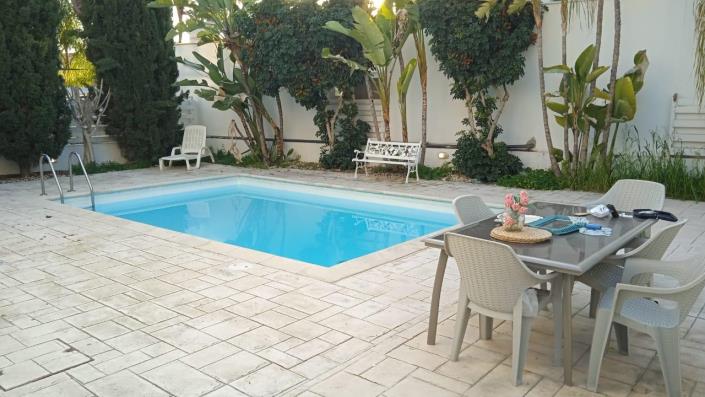 Image No.5-2 Bed Villa for sale