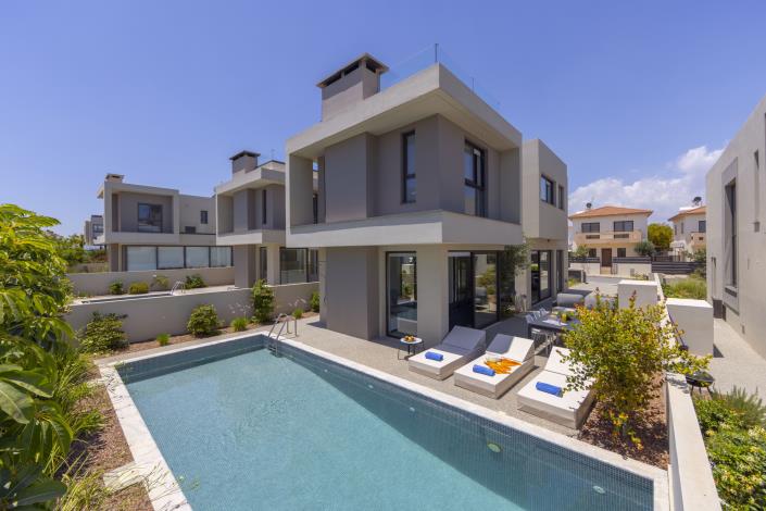 Image No.3-3 Bed Villa for sale