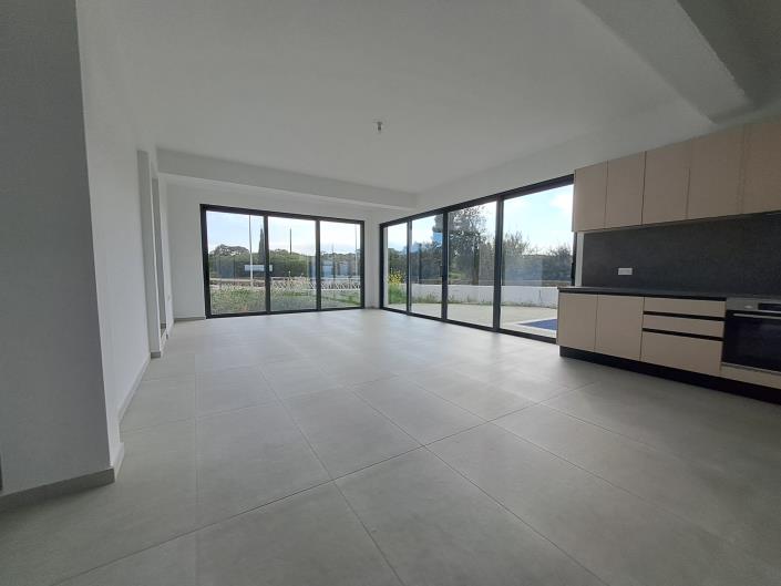 Image No.4-3 Bed Villa for sale