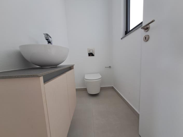 Image No.8-3 Bed Villa for sale