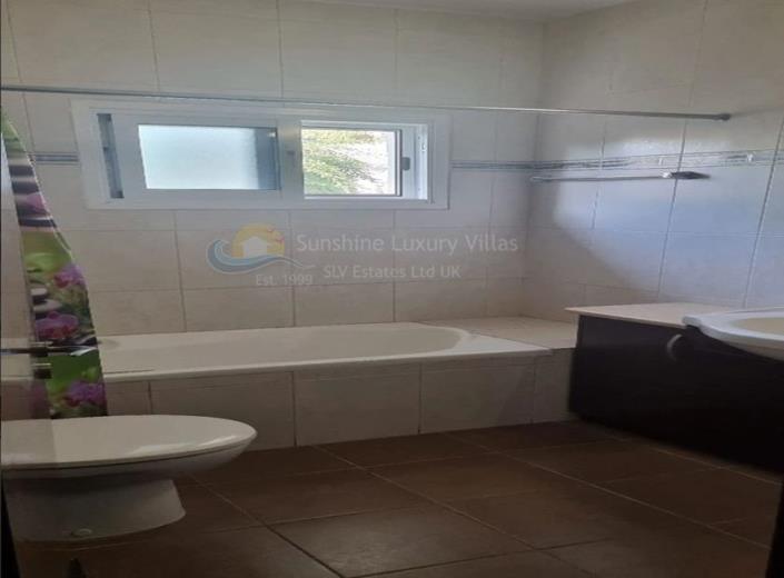 Image No.8-3 Bed Bungalow for sale