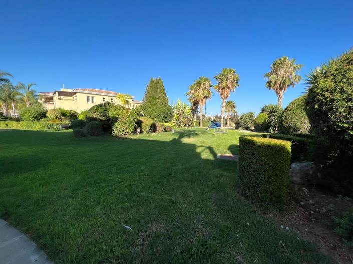 Image No.16-2 Bed Townhouse for sale