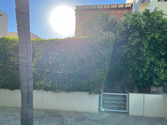 Image No.11-2 Bed Townhouse for sale