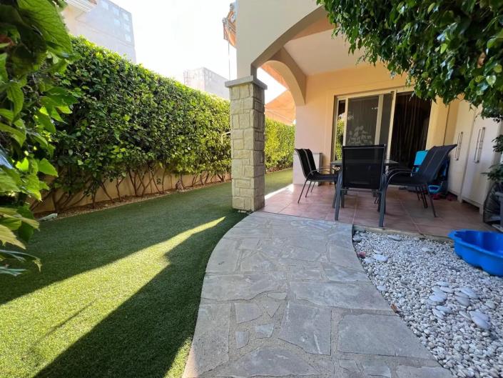 Image No.4-2 Bed Townhouse for sale