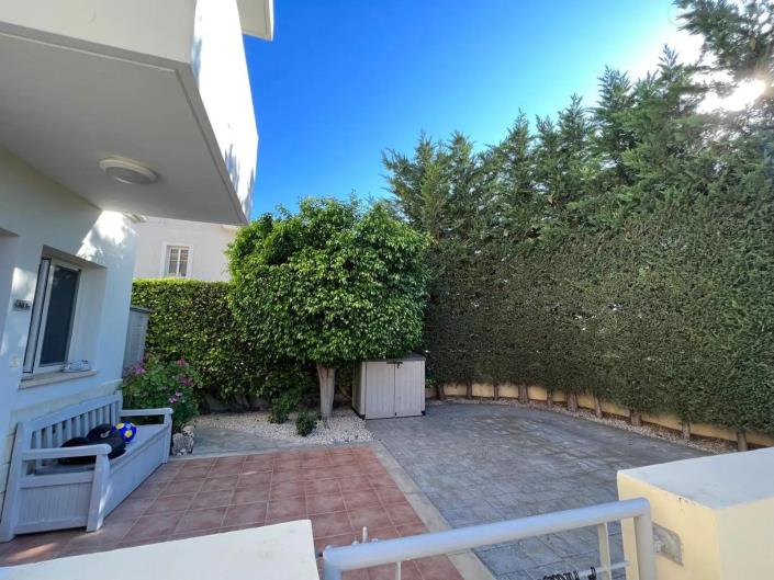 Image No.13-2 Bed Townhouse for sale