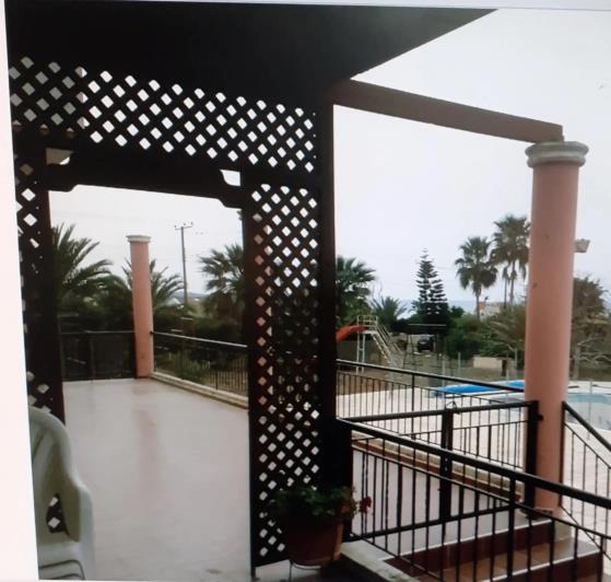 Image No.3-4 Bed Villa for sale