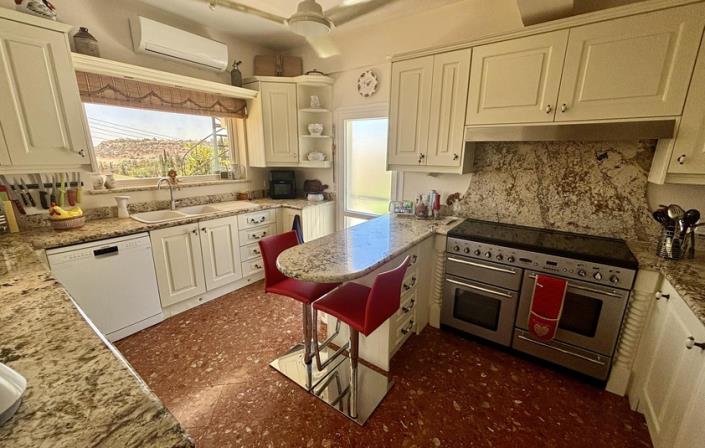 Image No.21-4 Bed Villa for sale