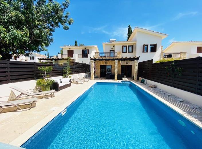 Image No.2-2 Bed Villa for sale