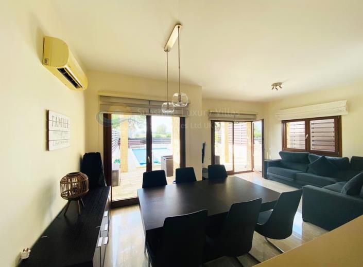 Image No.6-2 Bed Villa for sale