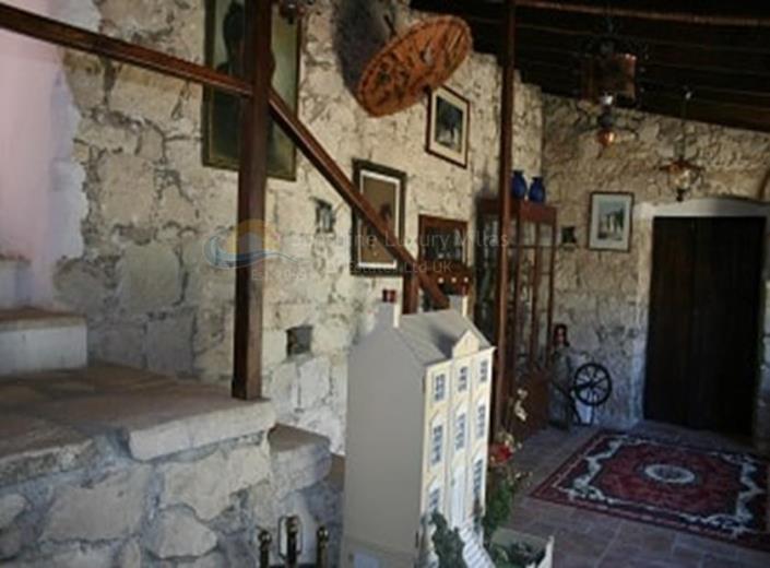 Image No.5-5 Bed Bungalow for sale