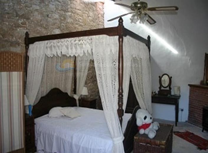 Image No.10-5 Bed Bungalow for sale