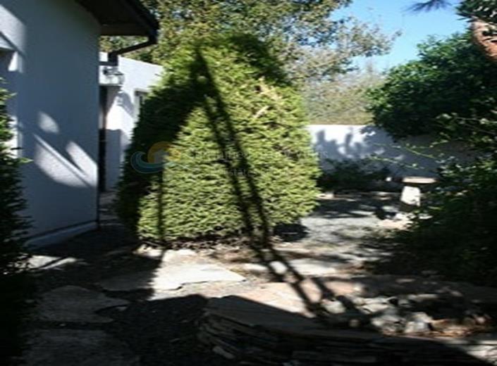 Image No.17-5 Bed Bungalow for sale