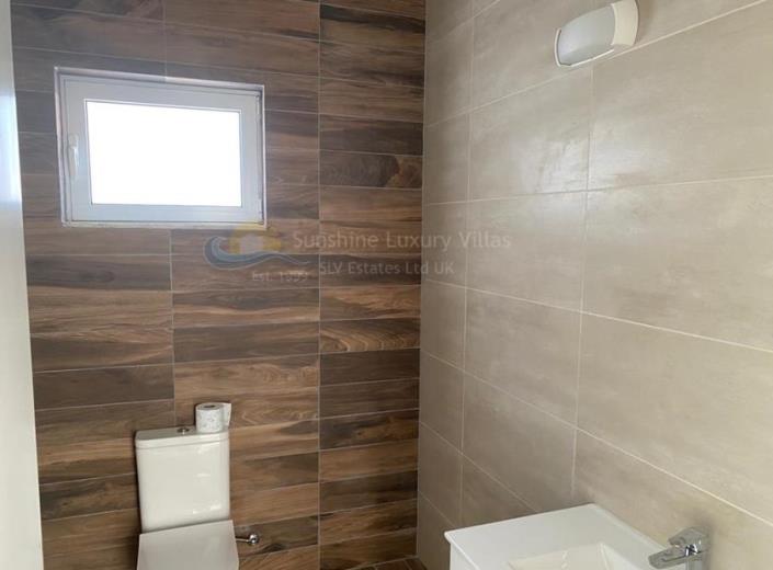 Image No.17-4 Bed Apartment for sale