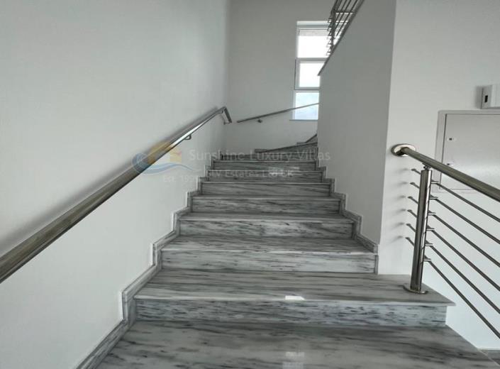 Image No.29-4 Bed Apartment for sale