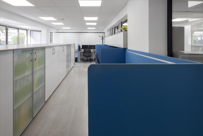 Image No.13-4 Bed Commercial for sale