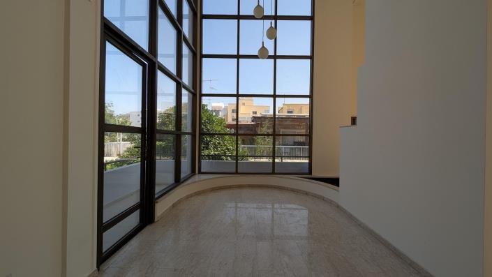 Image No.19-3 Bed Apartment for sale