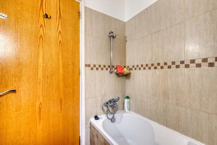 Image No.6-3 Bed Apartment for sale