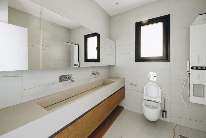 Image No.18-5 Bed Villa for sale