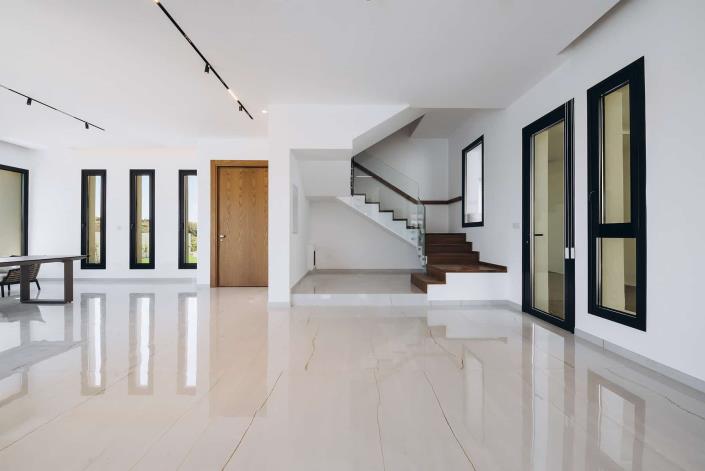 Image No.29-5 Bed Villa for sale