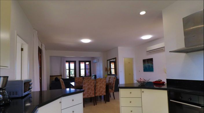 Image No.11-3 Bed Villa for sale