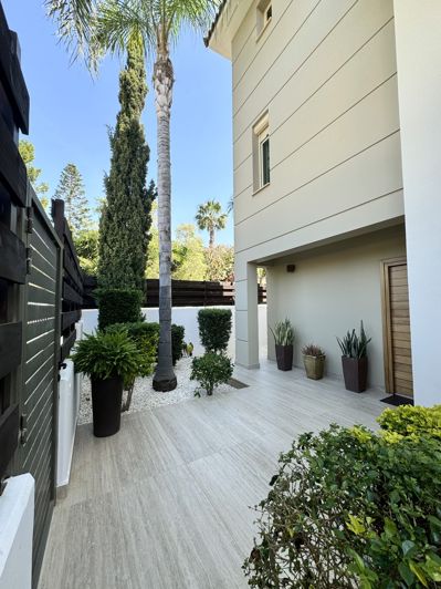 Image No.18-5 Bed Villa for sale