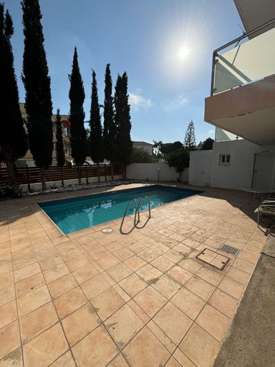 Image No.17-1 Bed Property for sale