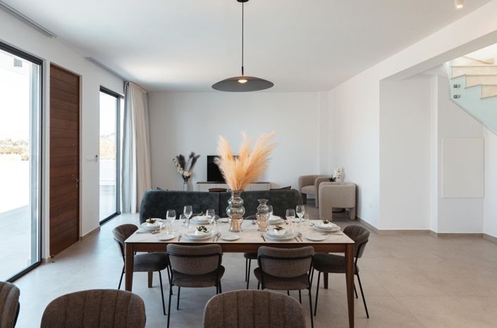 Image No.7-3 Bed Villa for sale