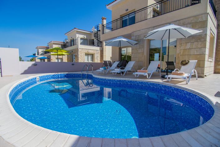 Image No.3-3 Bed Villa for sale