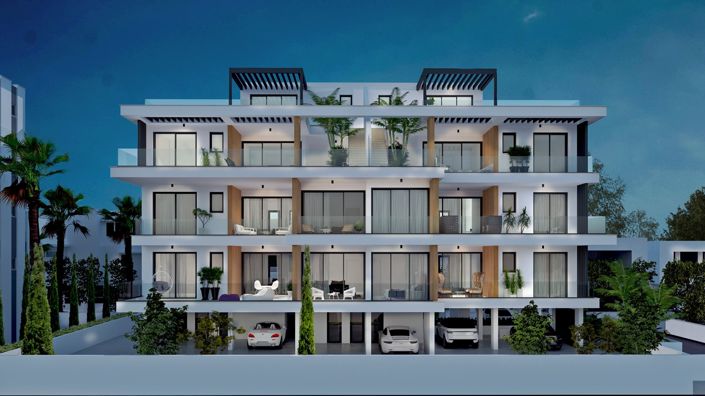 Image No.1-5 Bed Property for sale