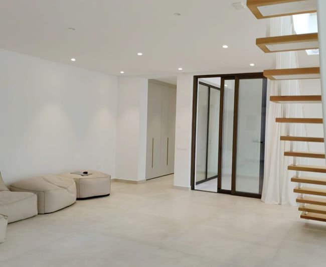 Image No.7-5 Bed Villa for sale