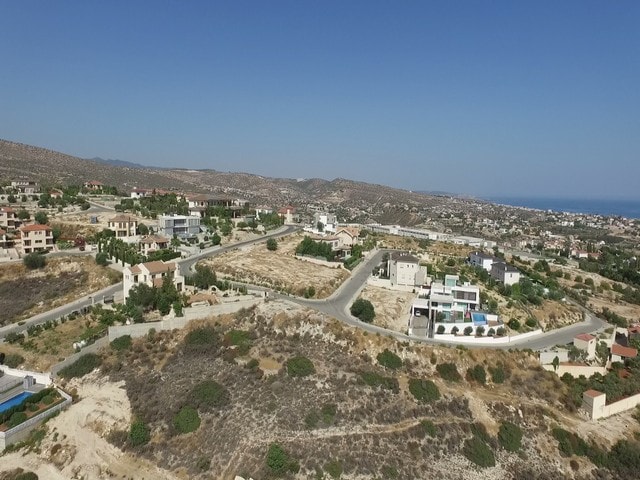 Image No.7-Terrain de 1 chambre à vendre à Limassol