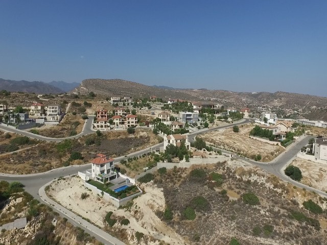 Image No.9-Terrain de 1 chambre à vendre à Limassol